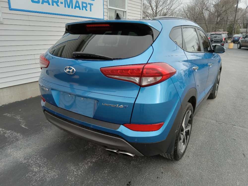 HYUNDAI TUCSON LIMITED; SPOR