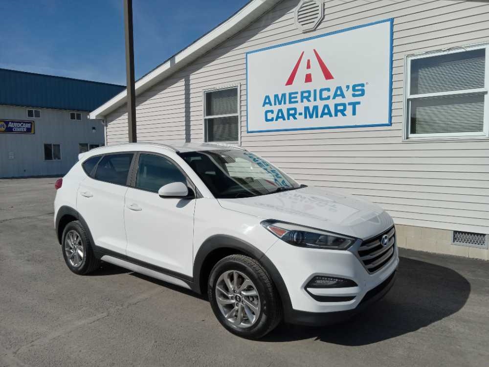 HYUNDAI TUCSON BASE; SPORT;