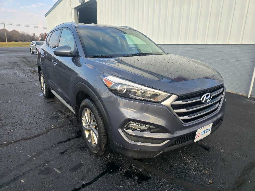 HYUNDAI TUCSON BASE; SPORT;