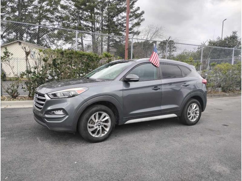 2017 Hyundai Tucson SE Plus's photo