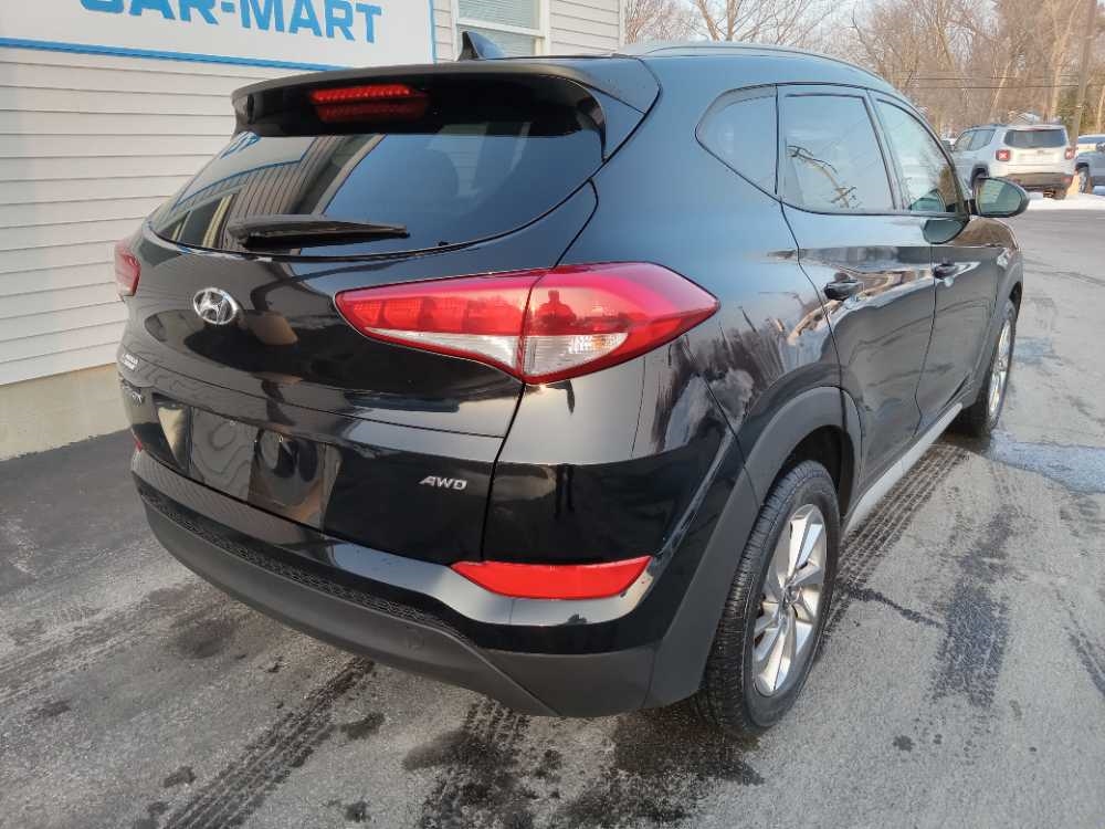HYUNDAI TUCSON BASE; SPORT;