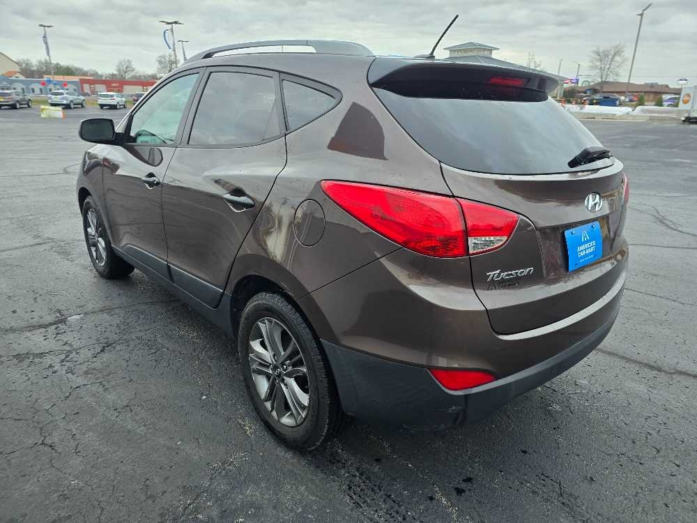 HYUNDAI TUCSON LIMITED; SE