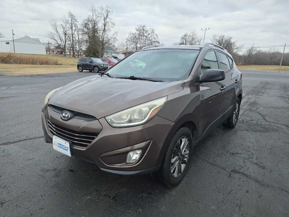 2015 HYUNDAI TUCSON LIMITED; SE