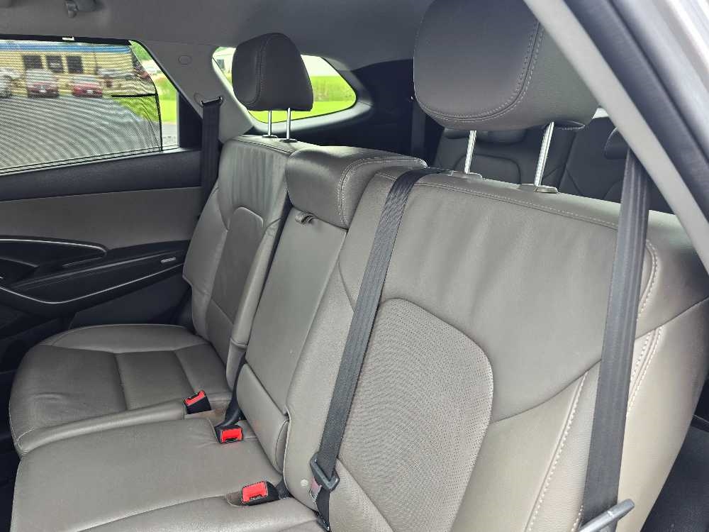 HYUNDAI SANTA FE XL GLS; LIM