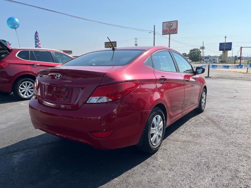 Image of 2016 Hyundai Accent SE