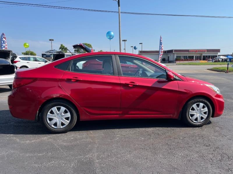 Image of 2016 Hyundai Accent SE