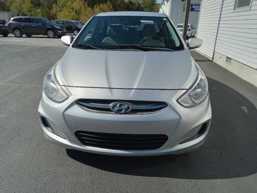 HYUNDAI ACCENT SE