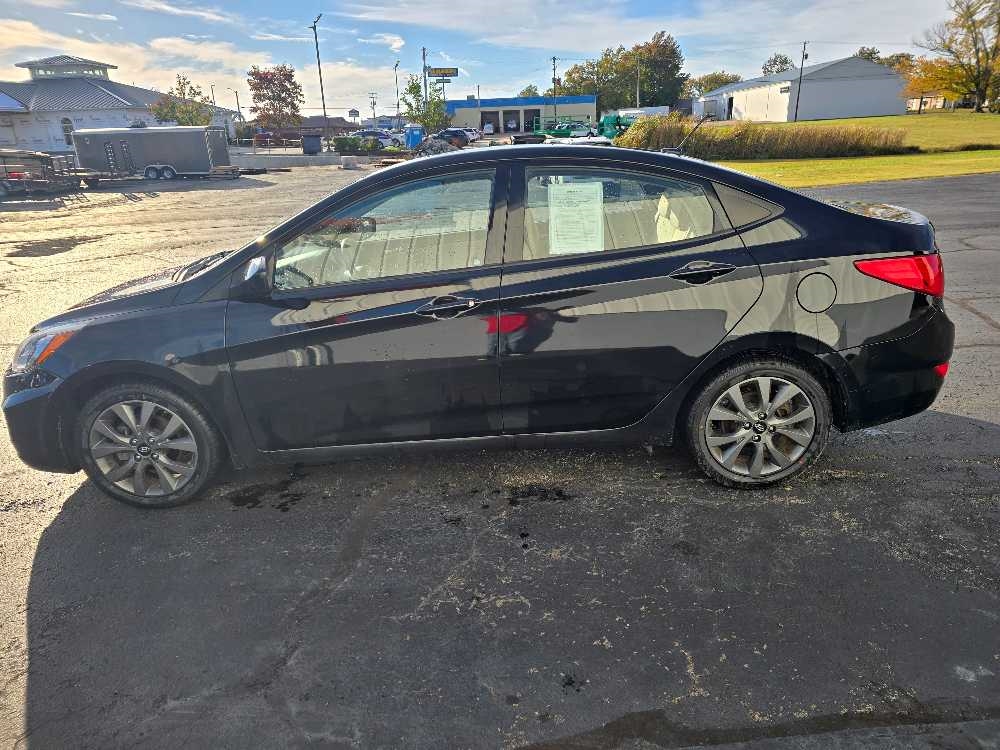 HYUNDAI ACCENT SE