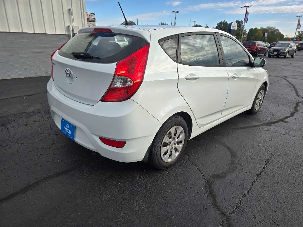 HYUNDAI ACCENT GS; SE