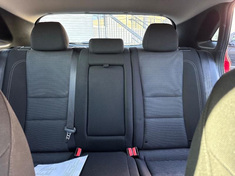 2016 Hyundai Elantra GT Base's photo