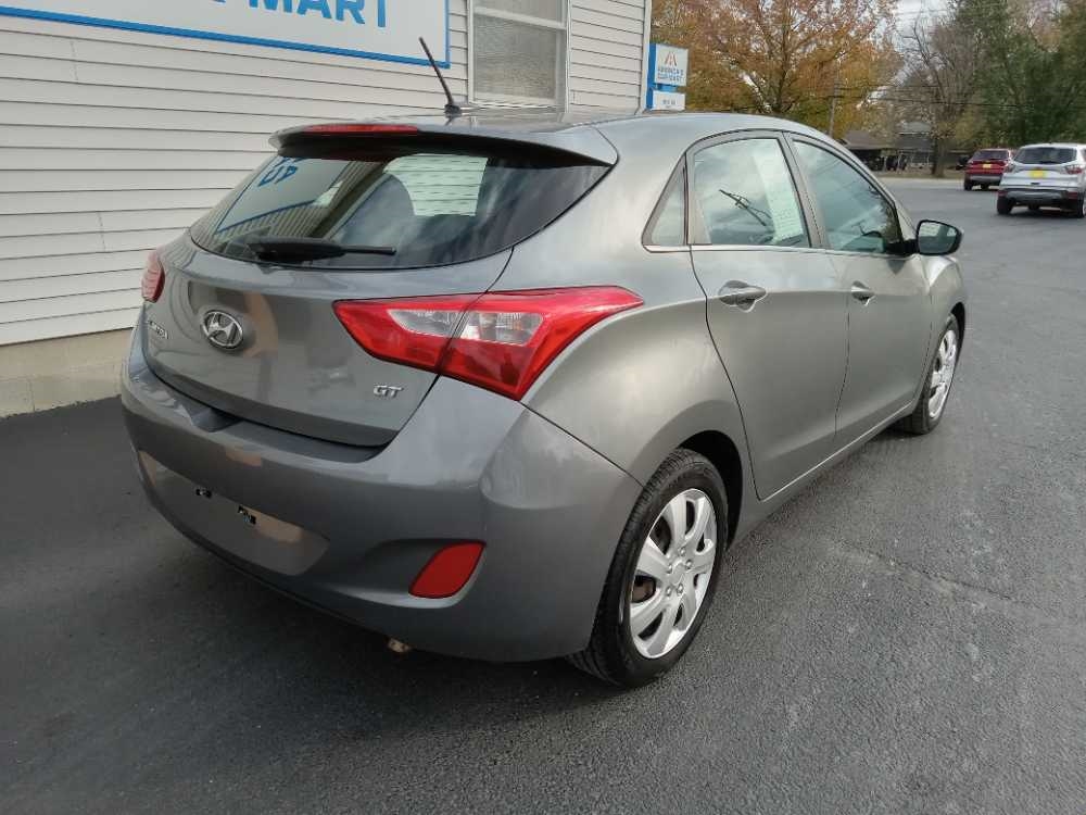 HYUNDAI ELANTRA GT BASE