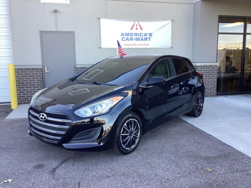 2016 Hyundai Elantra GT Base's photo