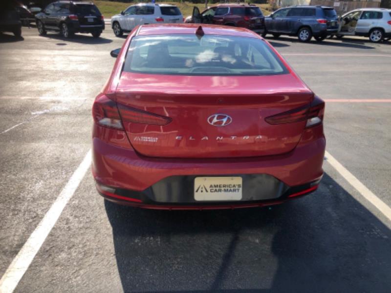 2020 Hyundai Elantra America's CarMart