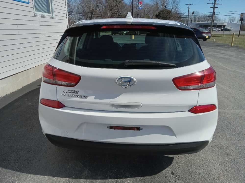 HYUNDAI ELANTRA GT BASE