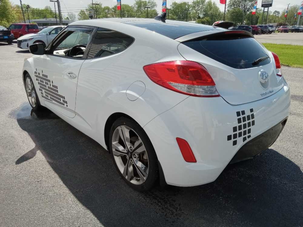HYUNDAI VELOSTER BASE