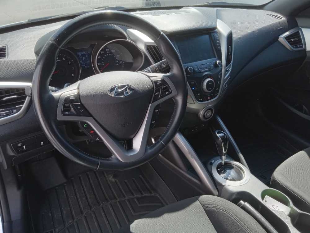 HYUNDAI VELOSTER BASE