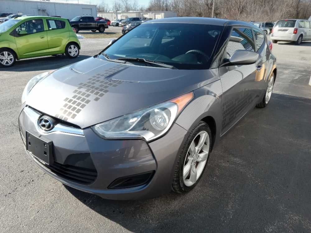 HYUNDAI VELOSTER