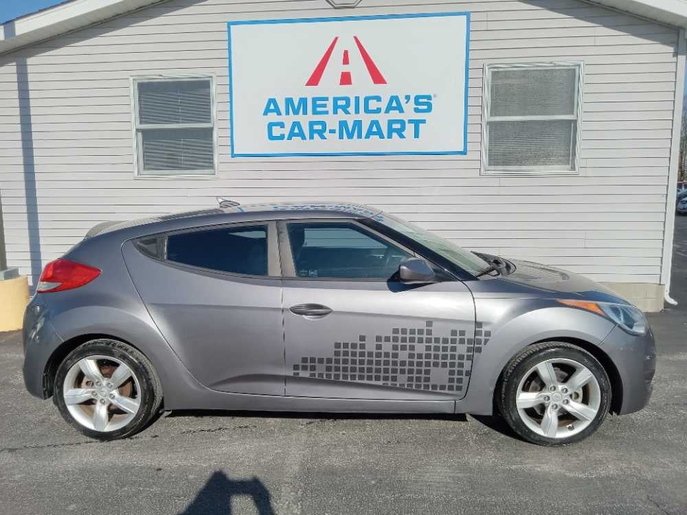 HYUNDAI VELOSTER