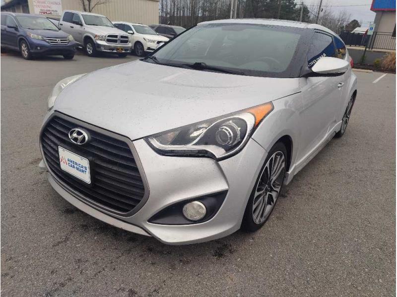 2016 Hyundai Veloster's photo
