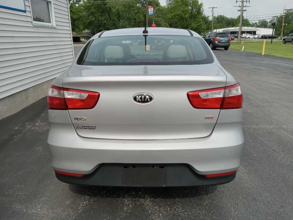KIA RIO LX