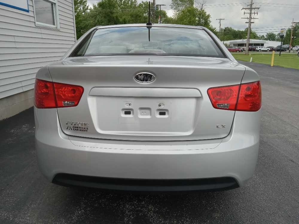 KIA FORTE EX; LX