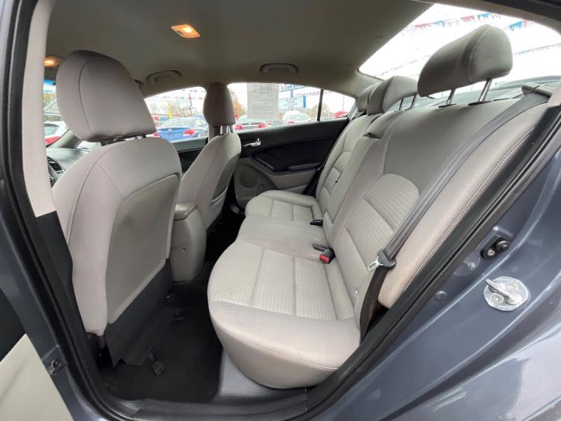 2014 Kia Forte LX's photo