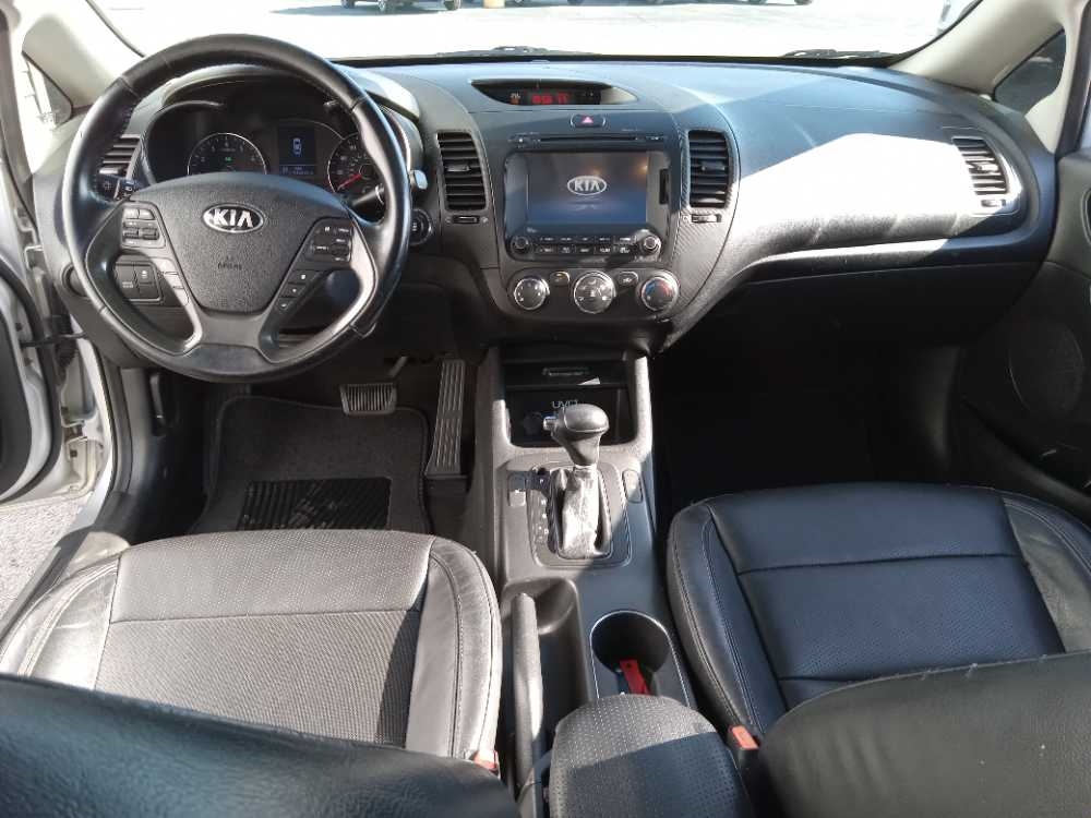 KIA FORTE EX
