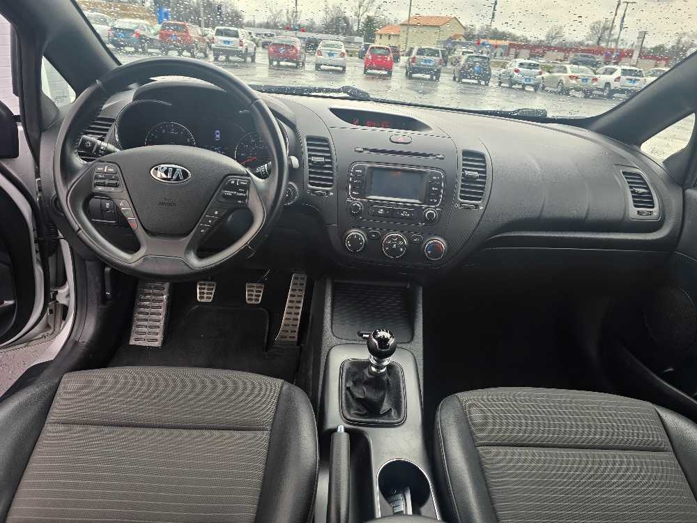 KIA FORTE5 SX