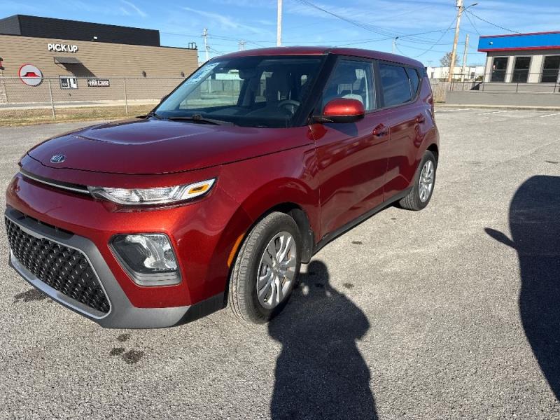 2021 Kia Soul LX's photo