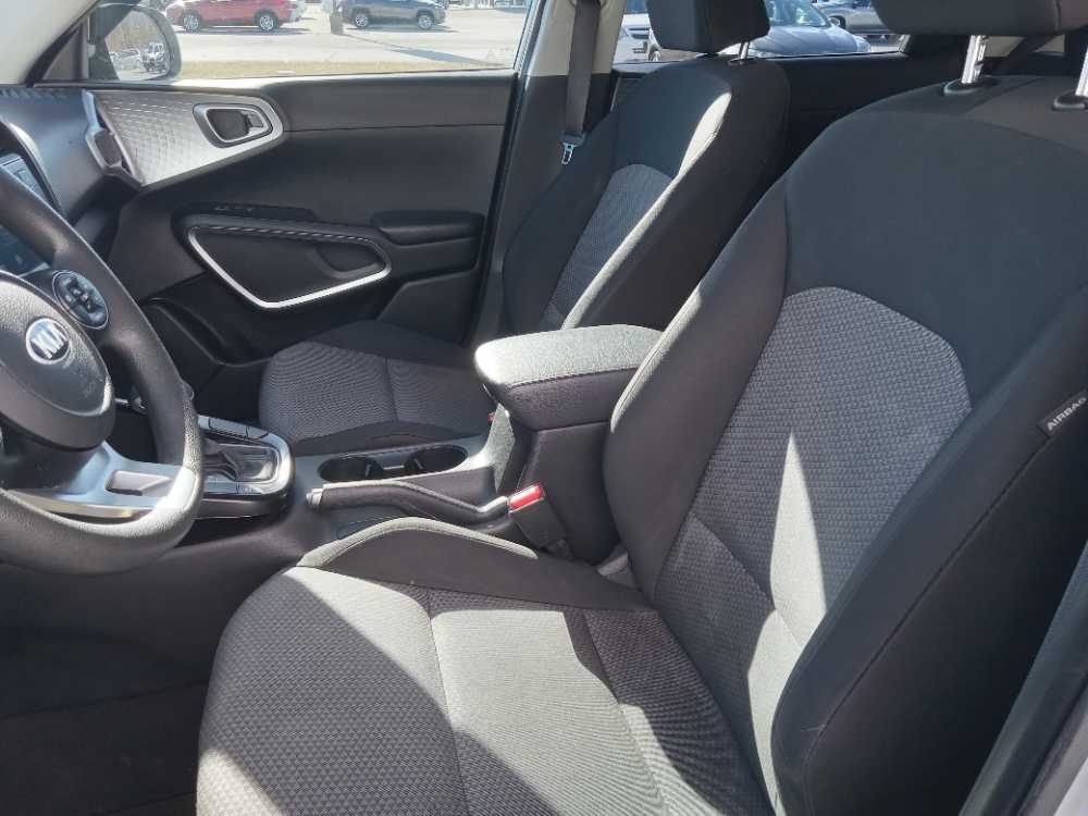 KIA SOUL LX; S; X-LINE