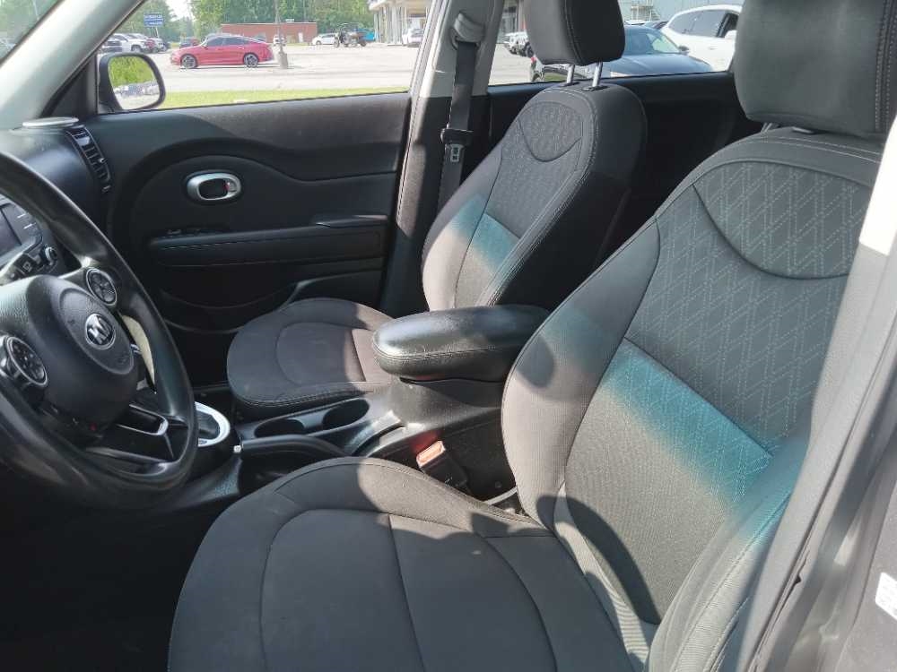 KIA SOUL BASE