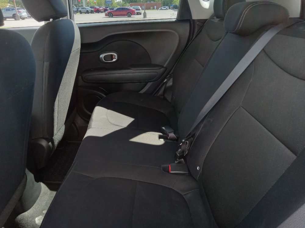 KIA SOUL BASE