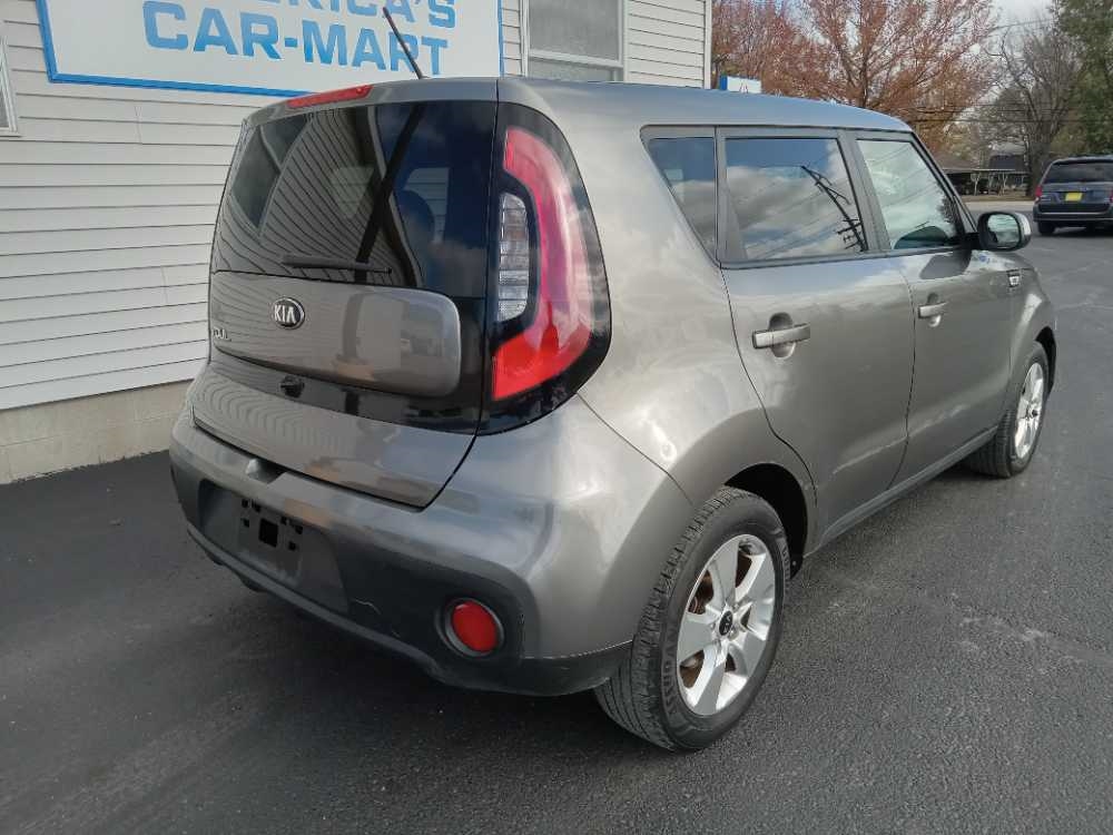 KIA SOUL BASE