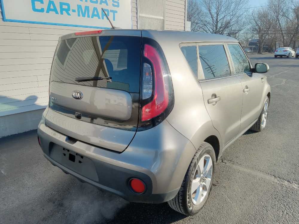 KIA SOUL BASE