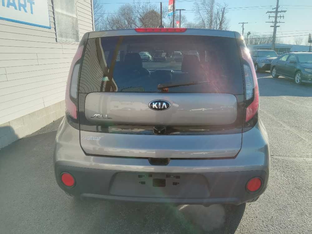 KIA SOUL BASE