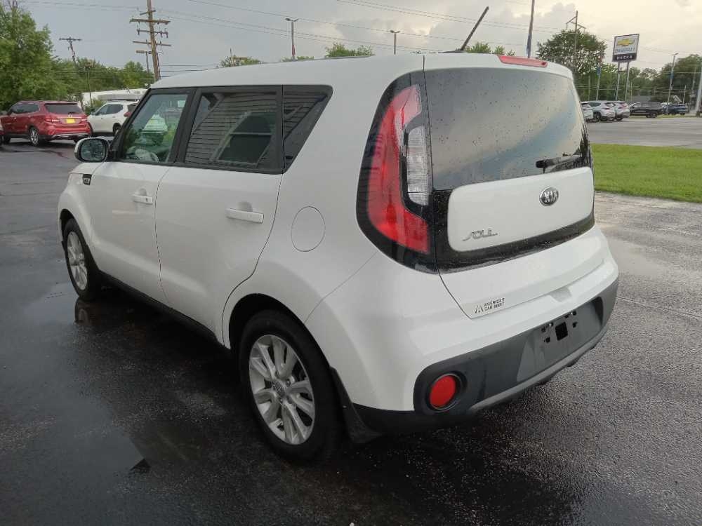 KIA SOUL BASE