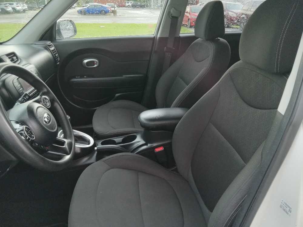 KIA SOUL BASE