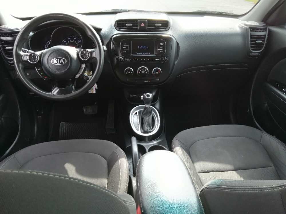 KIA SOUL BASE