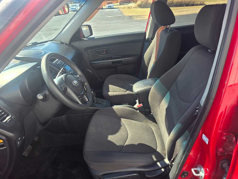 KIA SOUL BASE; SPORT; +