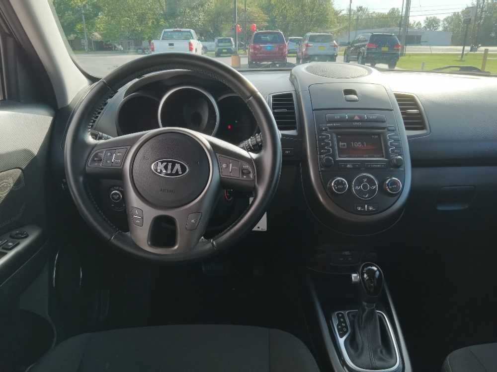 KIA SOUL BASE; SPORT; +