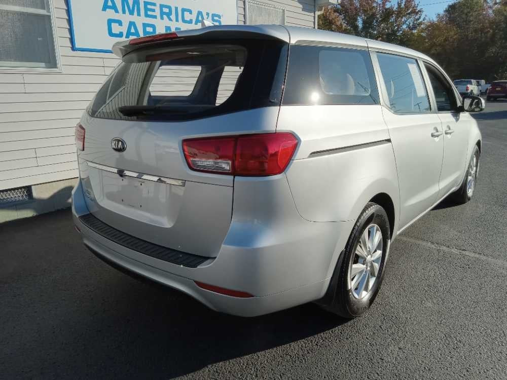 KIA SEDONA EX; LX; L