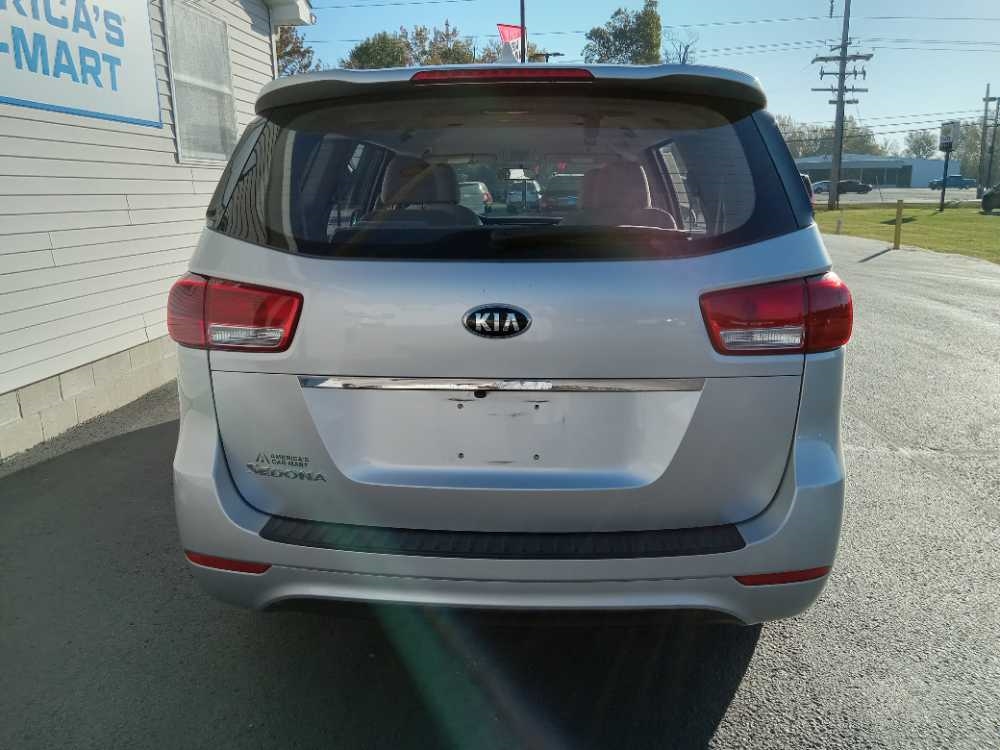 KIA SEDONA EX; LX; L