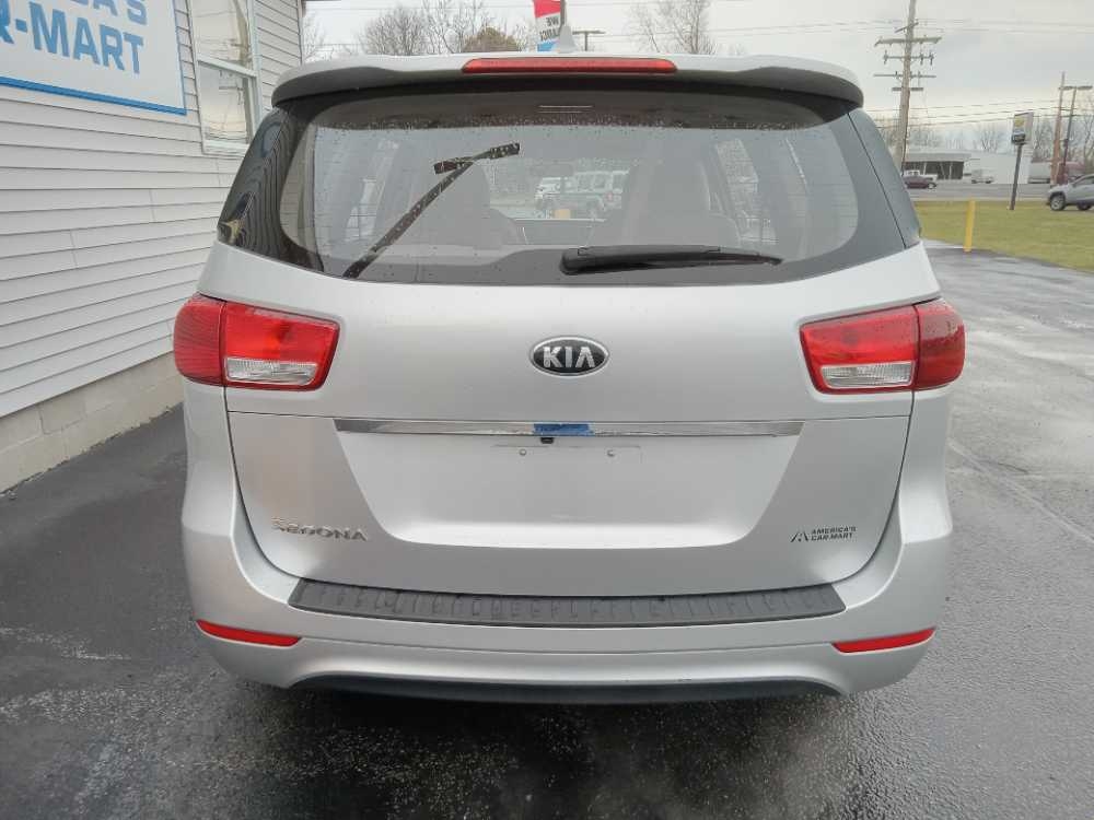 KIA SEDONA EX; LX; L