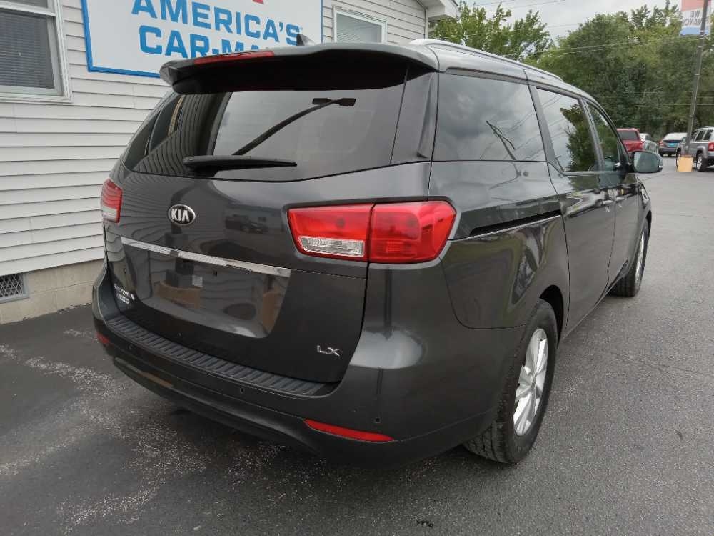 KIA SEDONA EX; LX