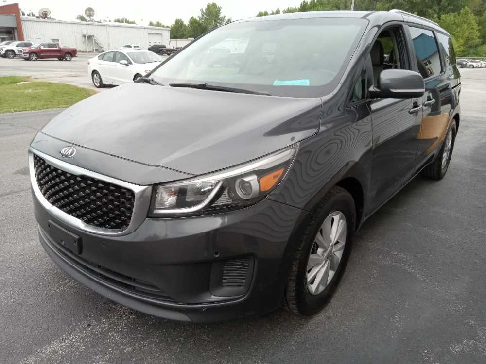 2017 KIA SEDONA EX; LX