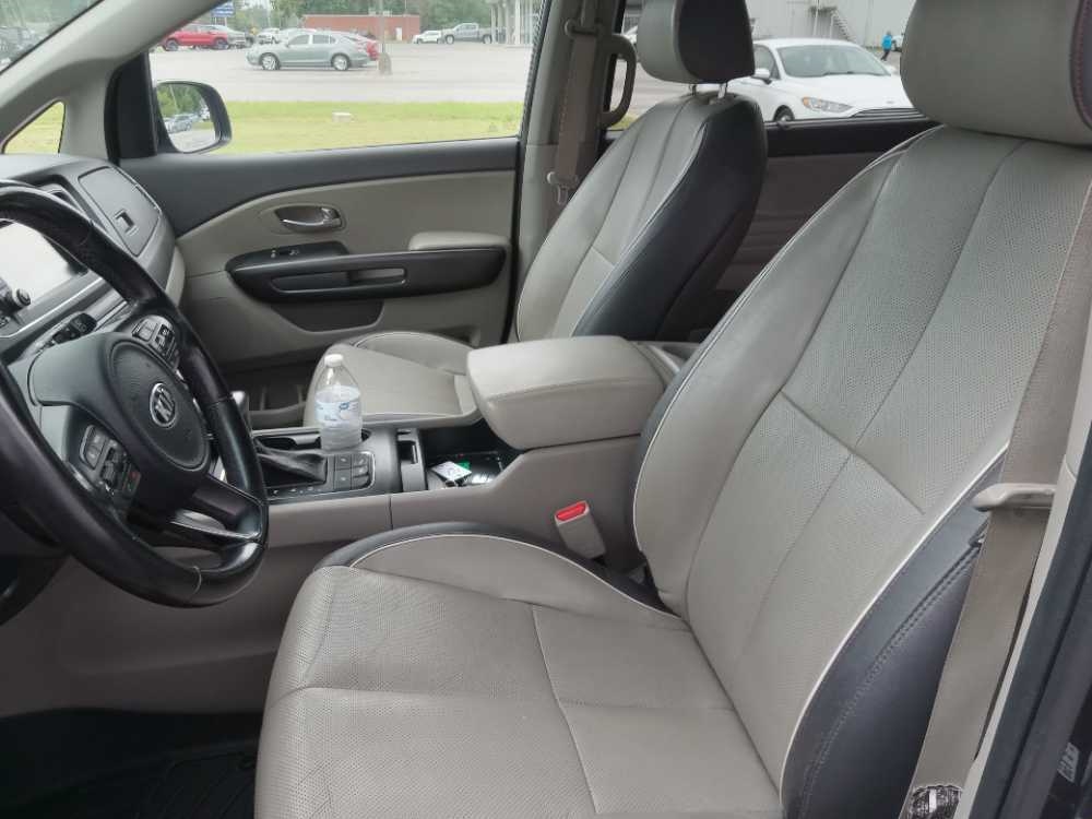 KIA SEDONA EX; LX