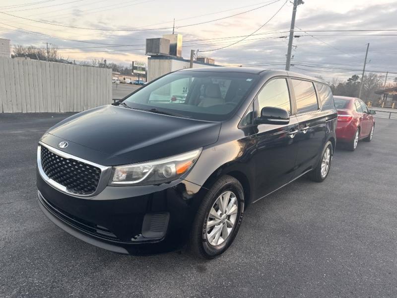 2018 Kia Sedona LX's photo