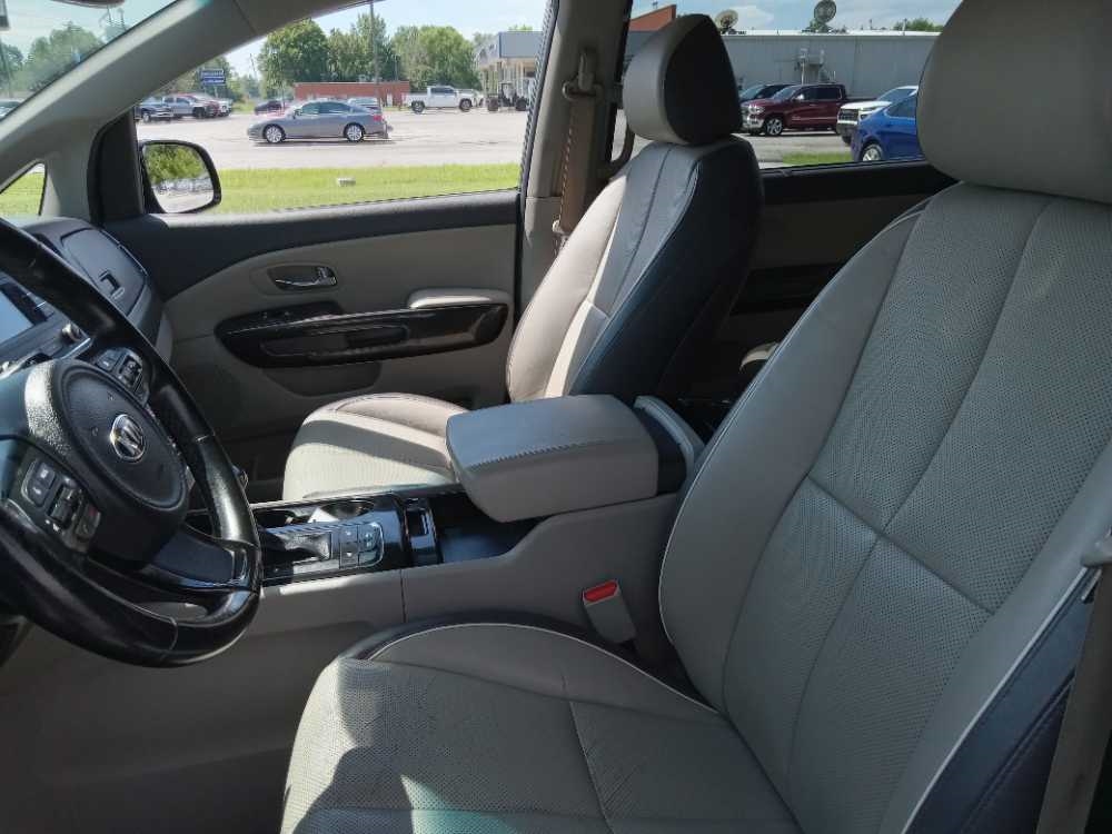 KIA SEDONA EX; LX; SX; S