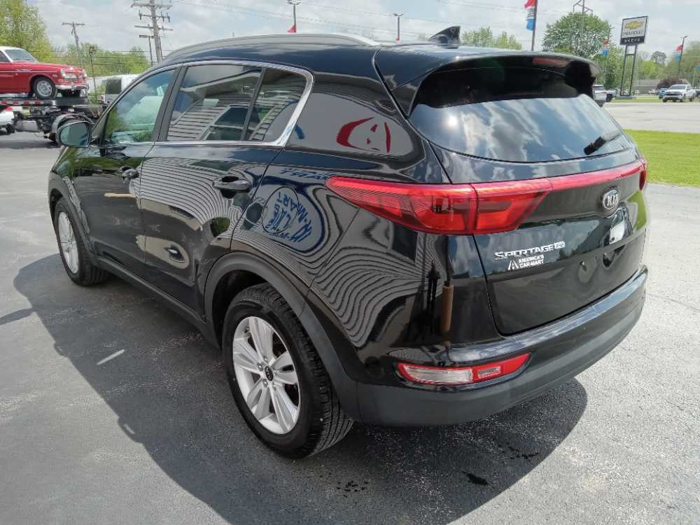KIA SPORTAGE LX