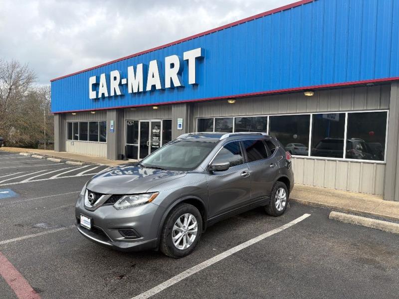 2016 Nissan Rogue SV's photo